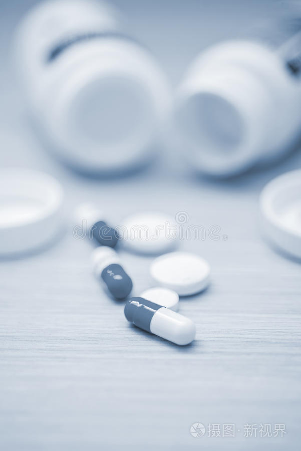 胶囊与片剂 剂型特点与应用对比